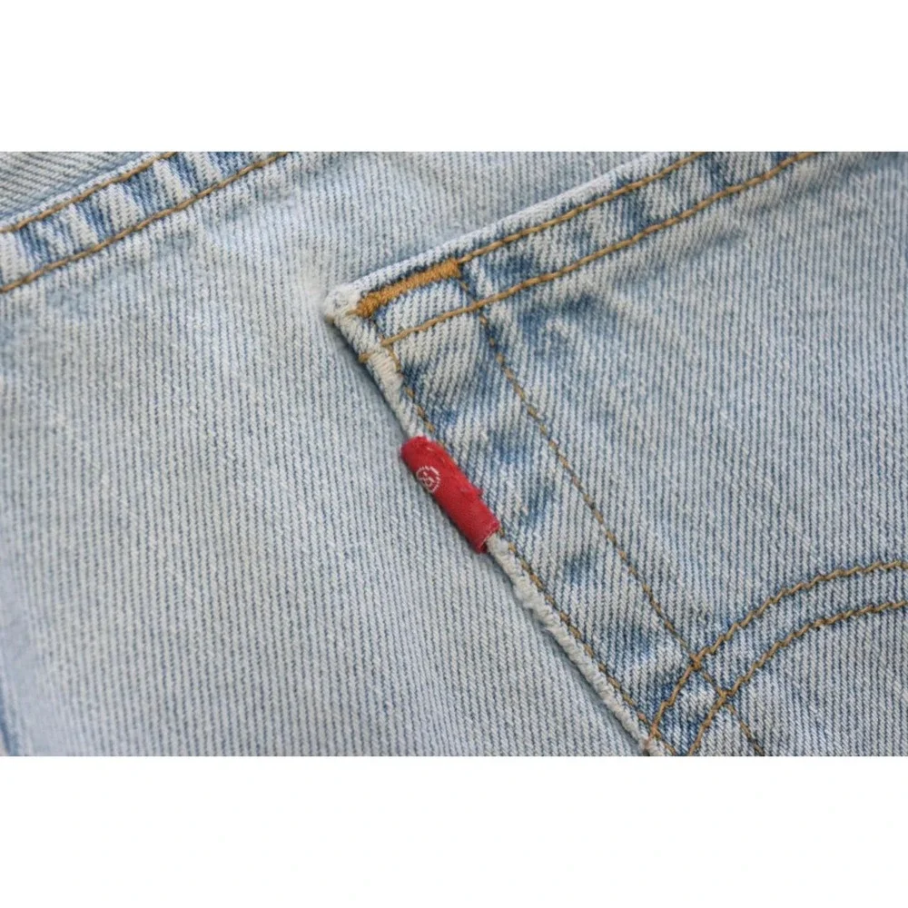 Levis color blue